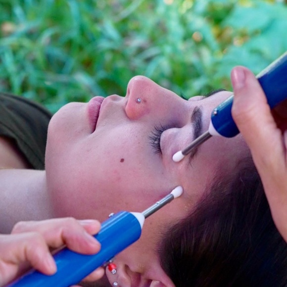 Microcurrent & Meridian Balancing Machine - Picture 6 of 6